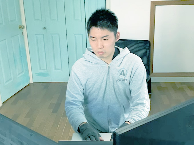 開発部 T.J